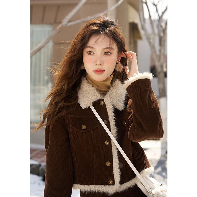 【诗语专属】谜秀夹棉加厚灯芯绒新款毛领外套MXC56W0264