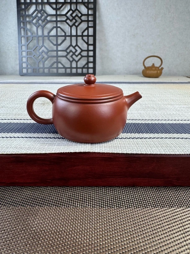 原矿朱泥扁鼓紫砂壶160cc