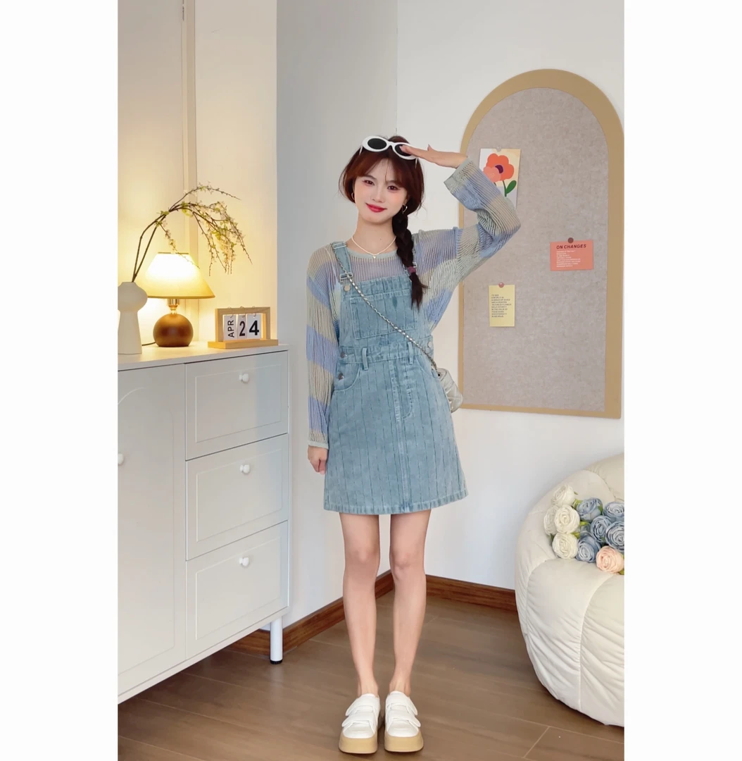 【樱桃小个子】夏季气质洋气减龄A字口袋牛仔背带连衣裙女ZR-Q75319