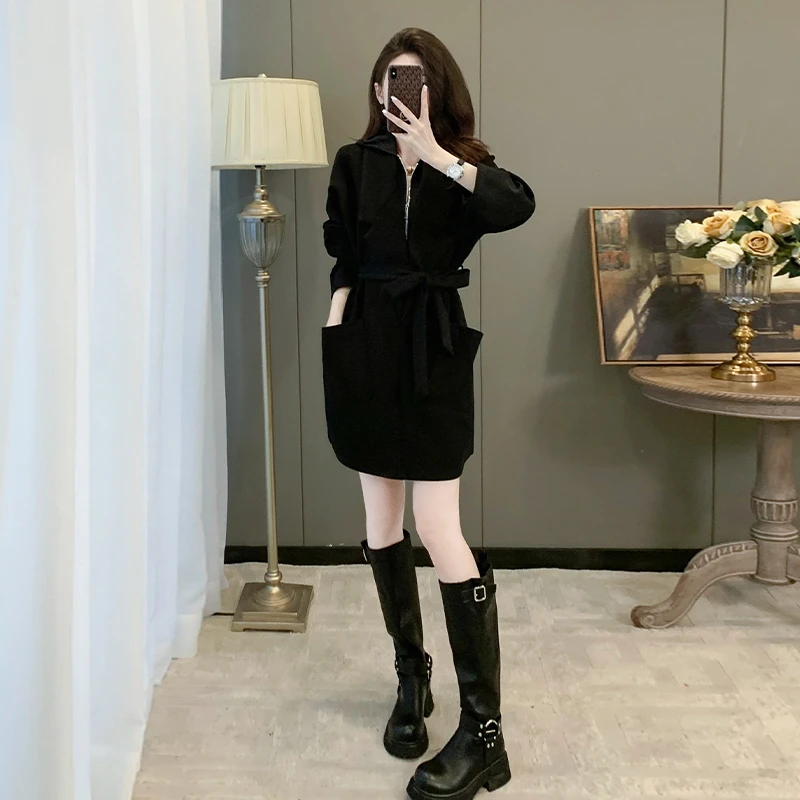 秋装女款洋气连帽卫衣裙收腰显瘦高贵气质黑色连衣裙秋冬款小个子