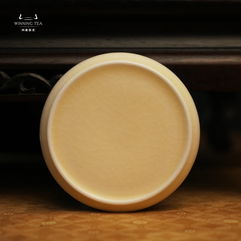 问鼎器度汝窑鹅黄圆盖置