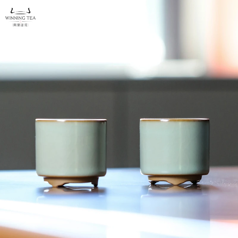 问鼎汝瓷鼎峰系列天青甲辰三足杯（一对）