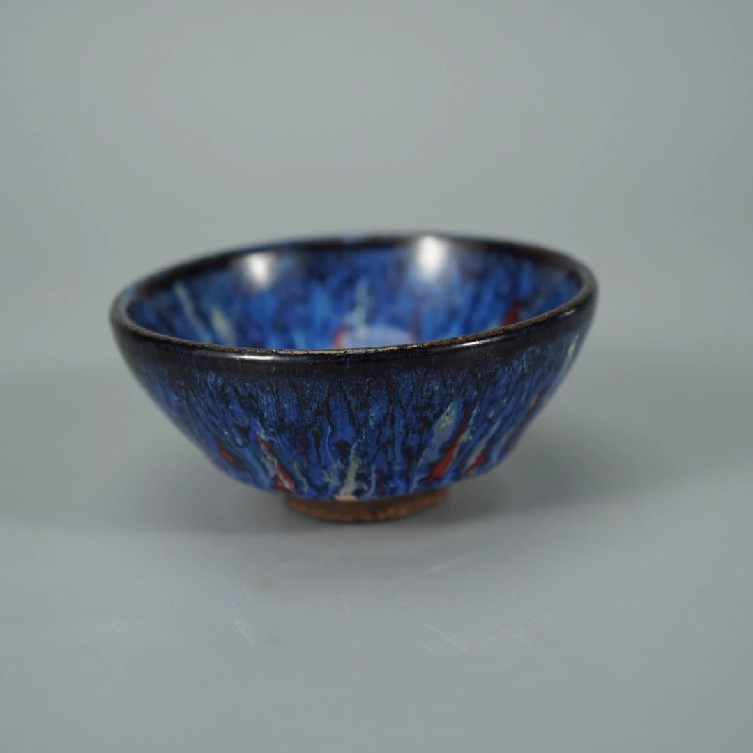 10789建阳窑天字款蓝釉窑变茶盏