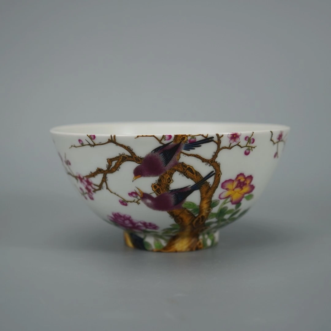 10751清雍正粉彩花鸟碗