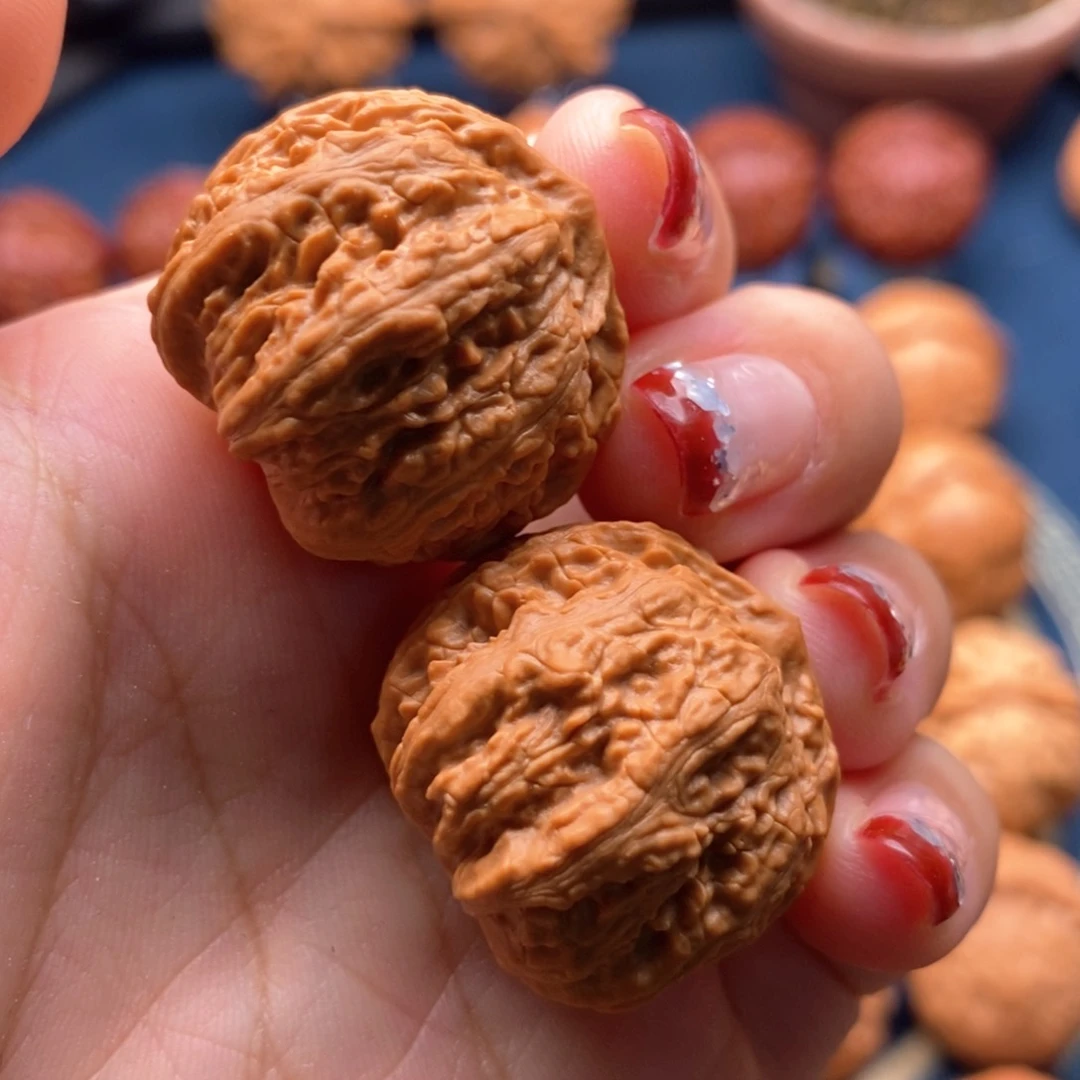 文玩核桃把件精品小手捻