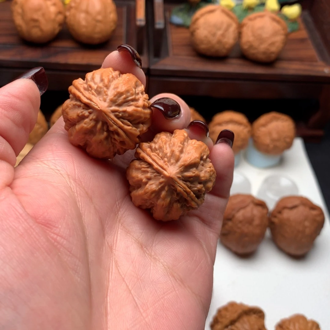 【闪购商品】桃核吊坠陌**℡