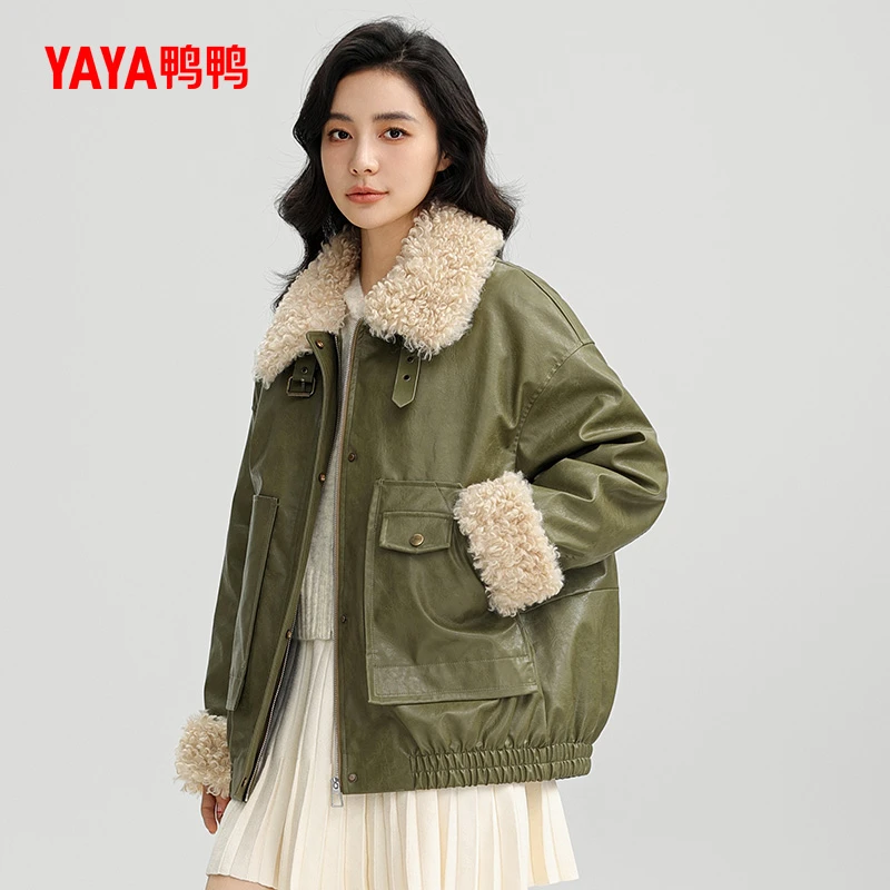YAYA/鸭鸭羽绒服女短款时尚宽松保暖秋冬皮毛一体YE4B002991A