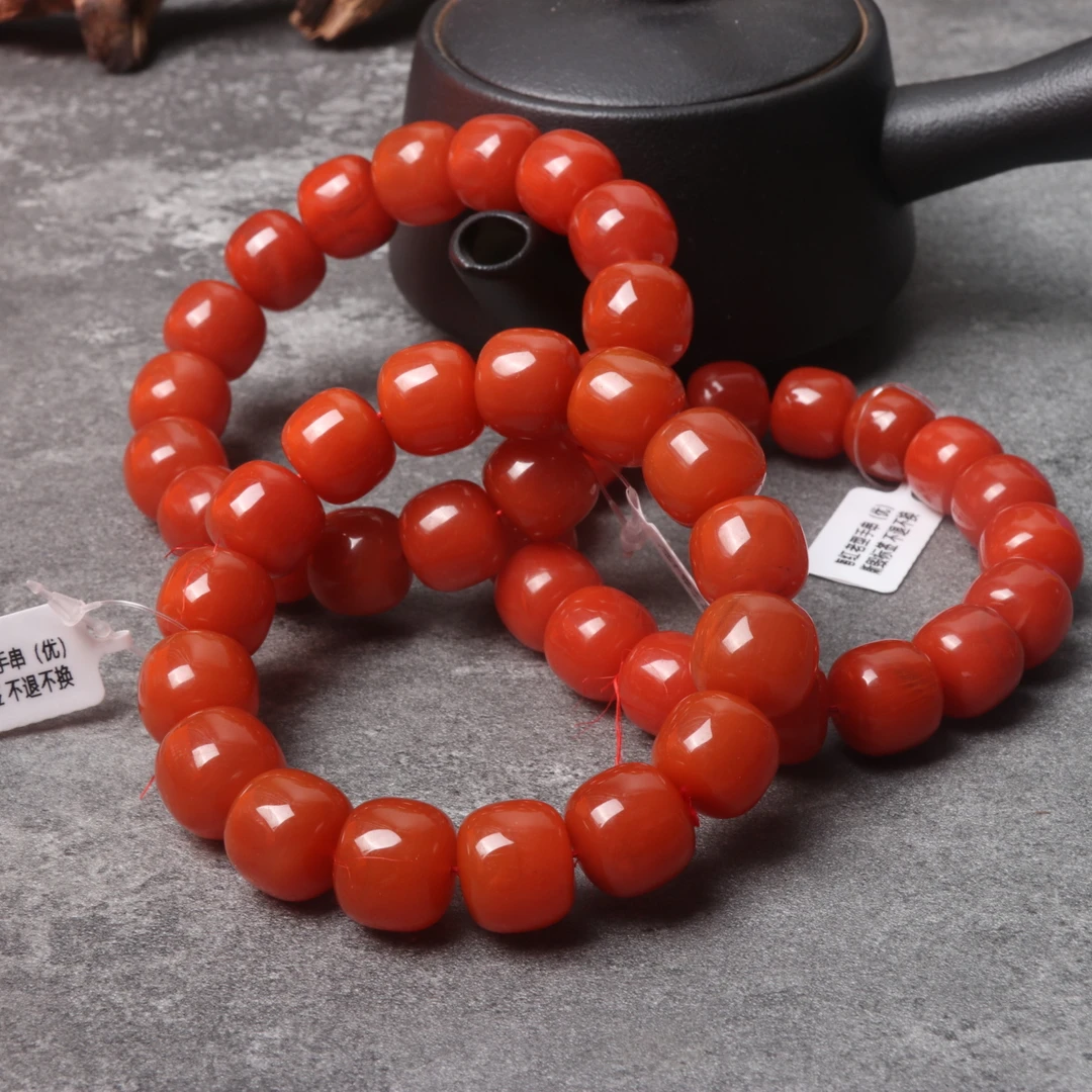 高品滴水洞南红玛瑙15mm左右老型珠手串一条n600（多样性发其一）