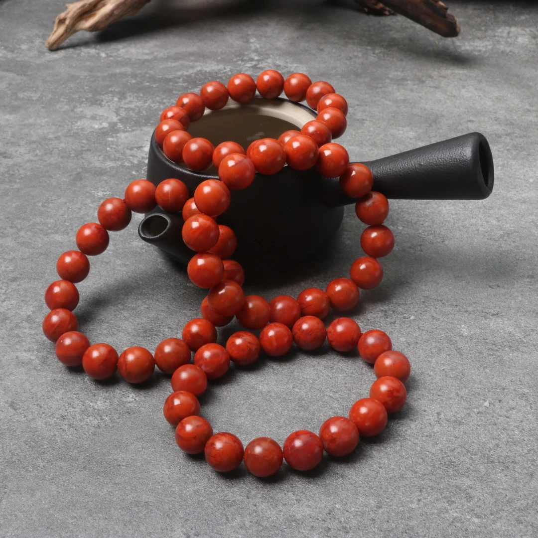 高品精美南红玛瑙13mm左右圆珠手串一条n618（多样性发其一）