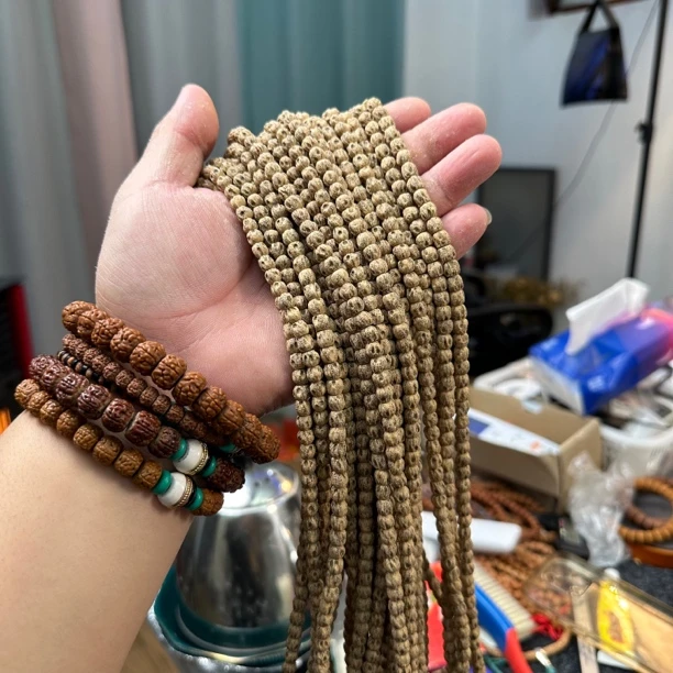 百香籽工厂直销 热振直筒鬼 原皮脏串 尺寸6mm以上左右