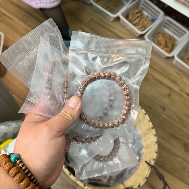 工厂直销【火麒麟】龙鳞纹小金刚 老树红皮红肉 手持手串 尺寸1.0+