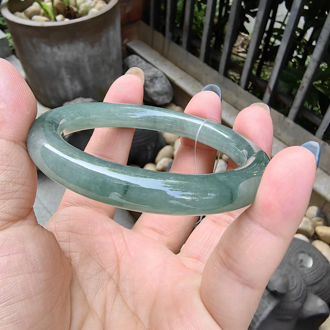 34141035天然翡翠缅甸A货手镯