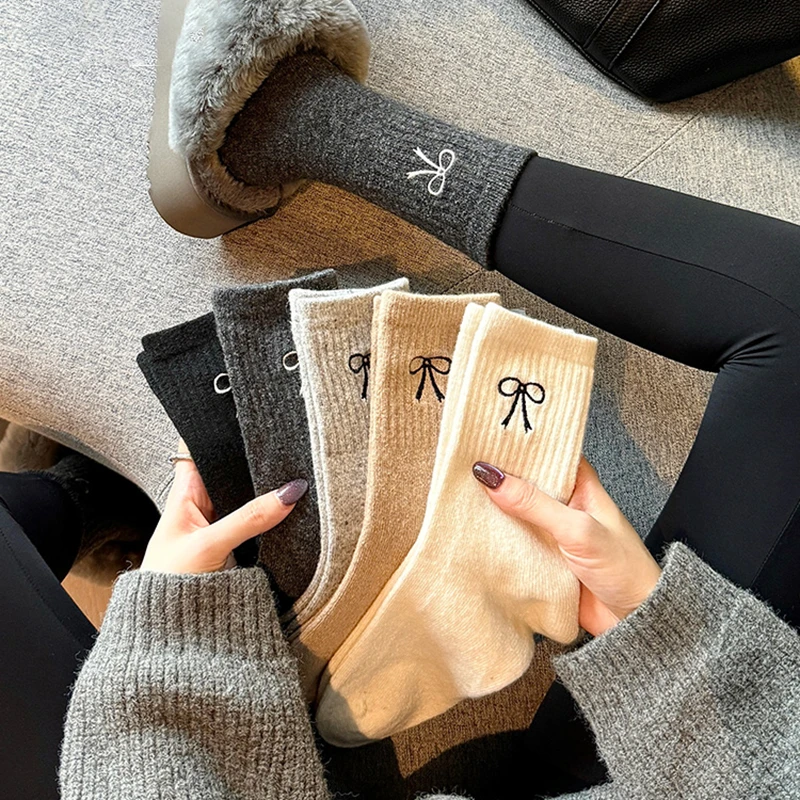 厚袜子女款秋冬高筒袜外穿潮网红款羊毛袜加厚保暖蝴蝶结长袜冬季