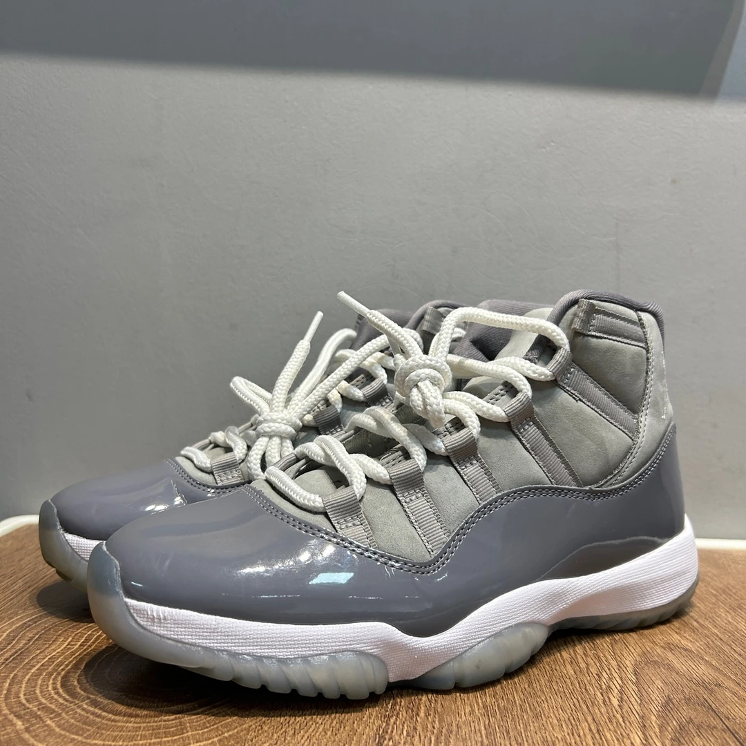 AJ11 灰白 酷灰 cool grey 41码 二手无原盒