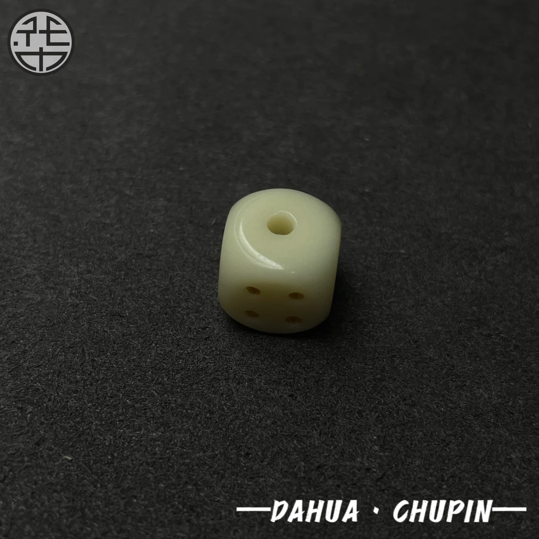 雪巴琉璃骰子隔珠腰珠手工雕刻精修配饰百搭款尺寸10mm