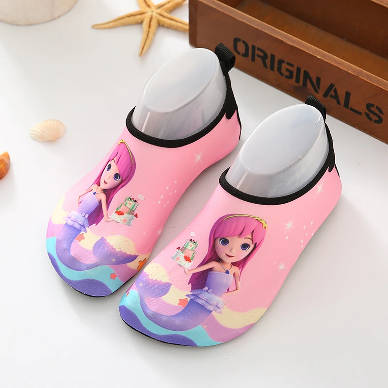 儿童春夏居家软底鞋沙滩袜水上乐园防滑透气隔凉室内地板包根袜鞋