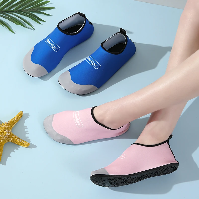 新款男女成人溯溪鞋春夏沙滩轻便贴服软底户外防滑臭速干瑜伽跑步