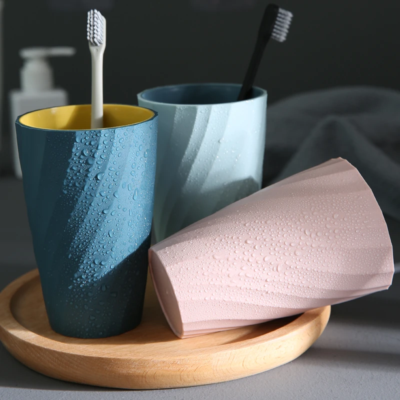 简约洗漱口杯家用刷牙杯子牙桶创意可爱牙缸杯套装一对情侣牙刷杯