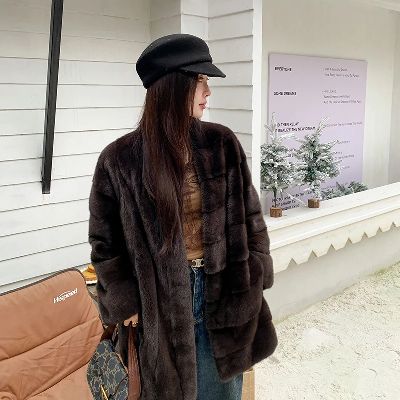 进口天鹅绒貂皮大衣女整貂中长款V领年轻款时尚水貂皮草外套显瘦