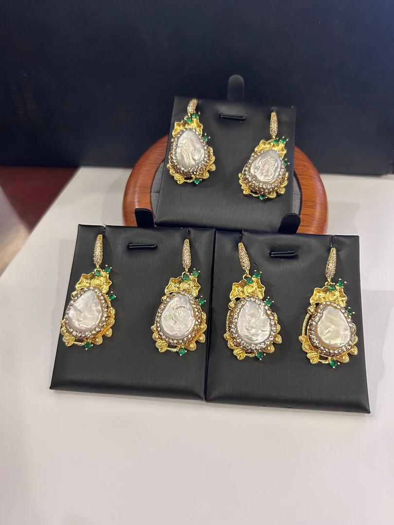 天然巴洛克淡水珍珠耳饰【多样性发一】【DS009】