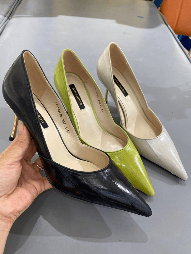 811113775漫步佳人黑标细跟高跟鞋