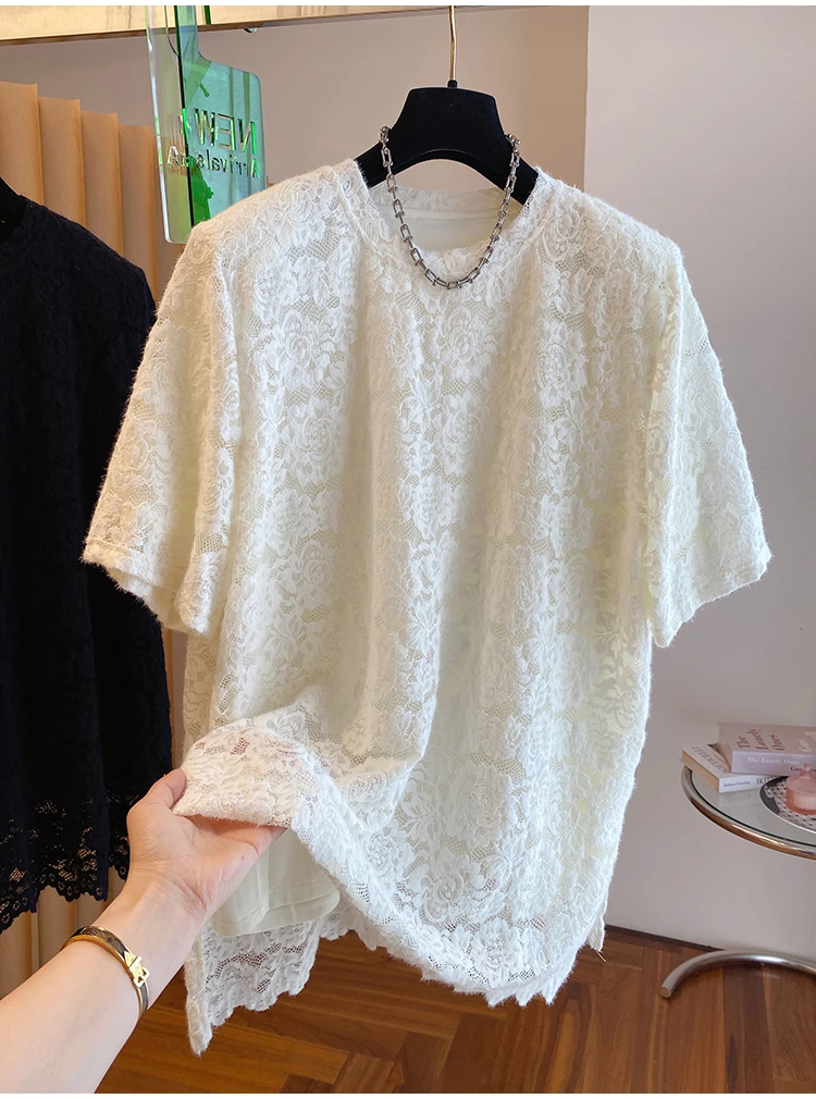 胖mm大码女装圆领钩花蕾丝小衫夏季宽松显瘦小众设计感短袖上衣