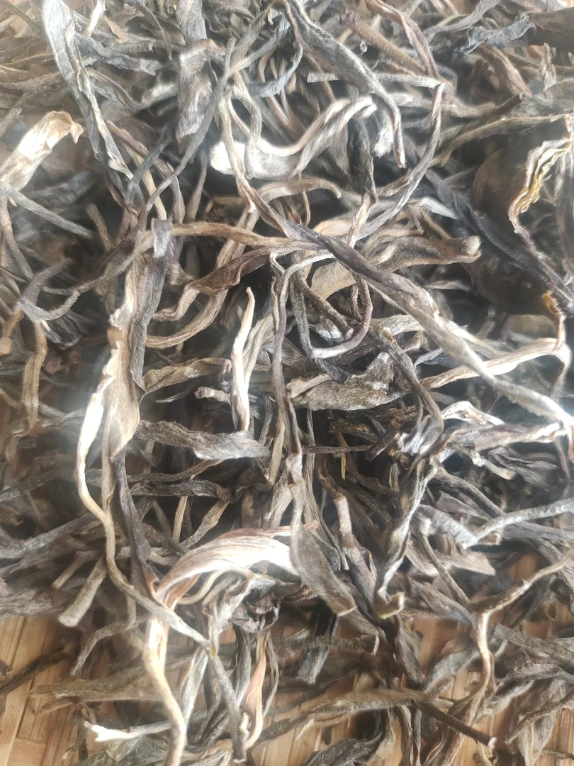 比老班章便宜8倍，给老班章很像，100克，运费险不够的说一下我们补