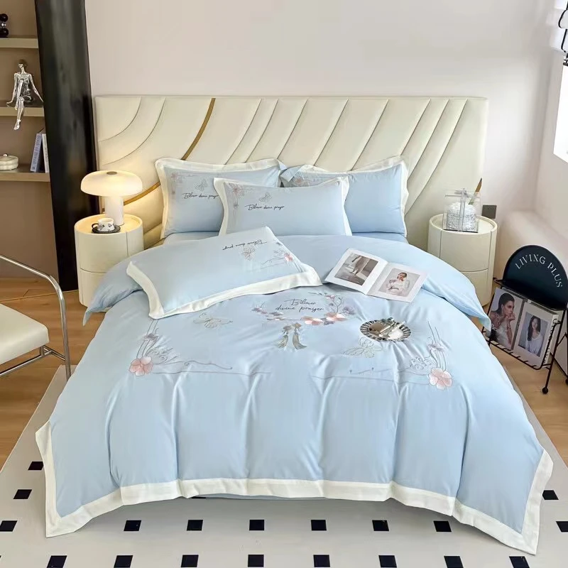 1537  四件套床上用品锦锈花天蓝