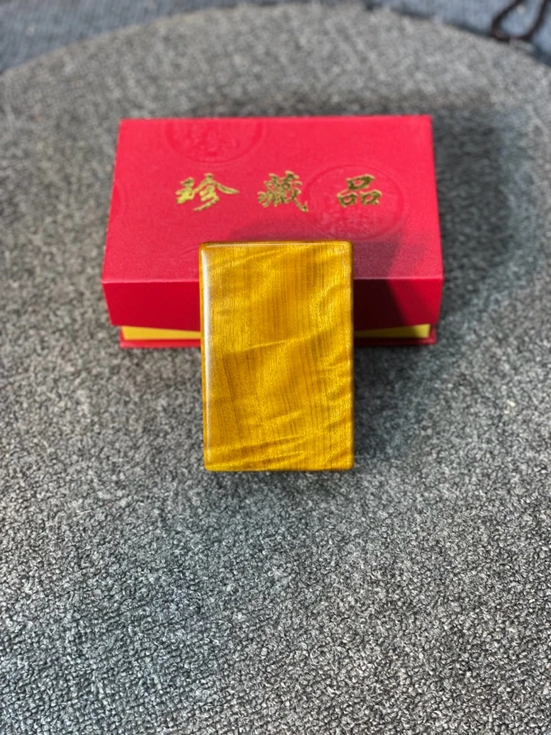 金丝楠粗支烟盒（通货）