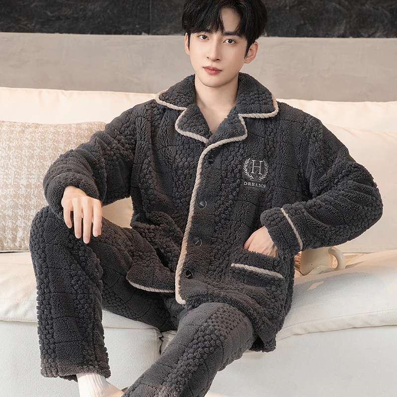 秋冬款青年中年珊瑚绒睡衣秋冬季加绒男士保暖冬天毛绒家居服套装
