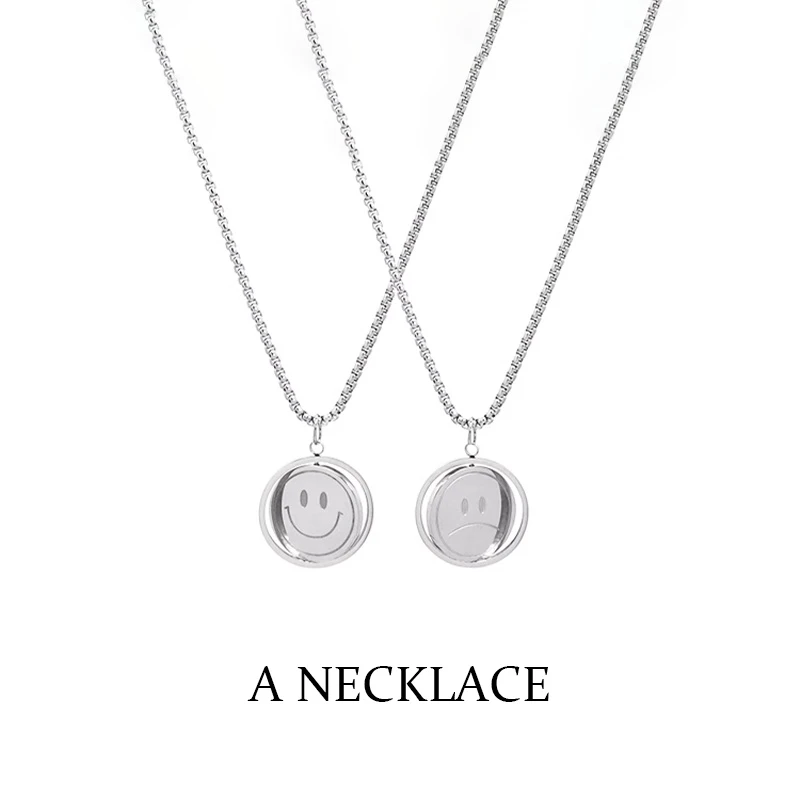 NECKLACE自制旋转笑脸双面表情项链网红同款男女钛钢嘻哈街头情侣