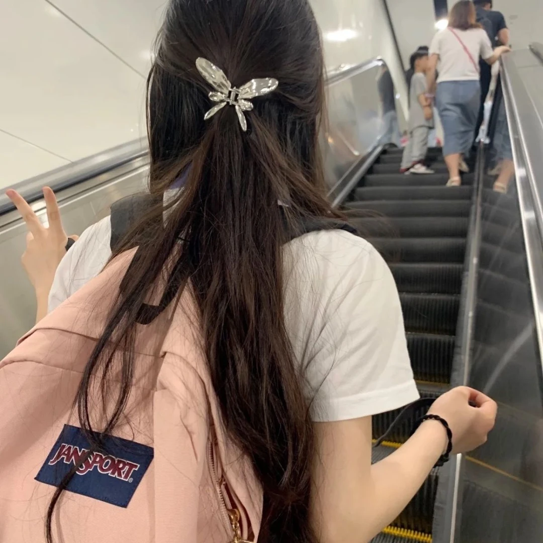 甜酷金属蝴蝶小号抓夹子半扎发新款发夹女高级感鲨鱼夹后脑勺头饰