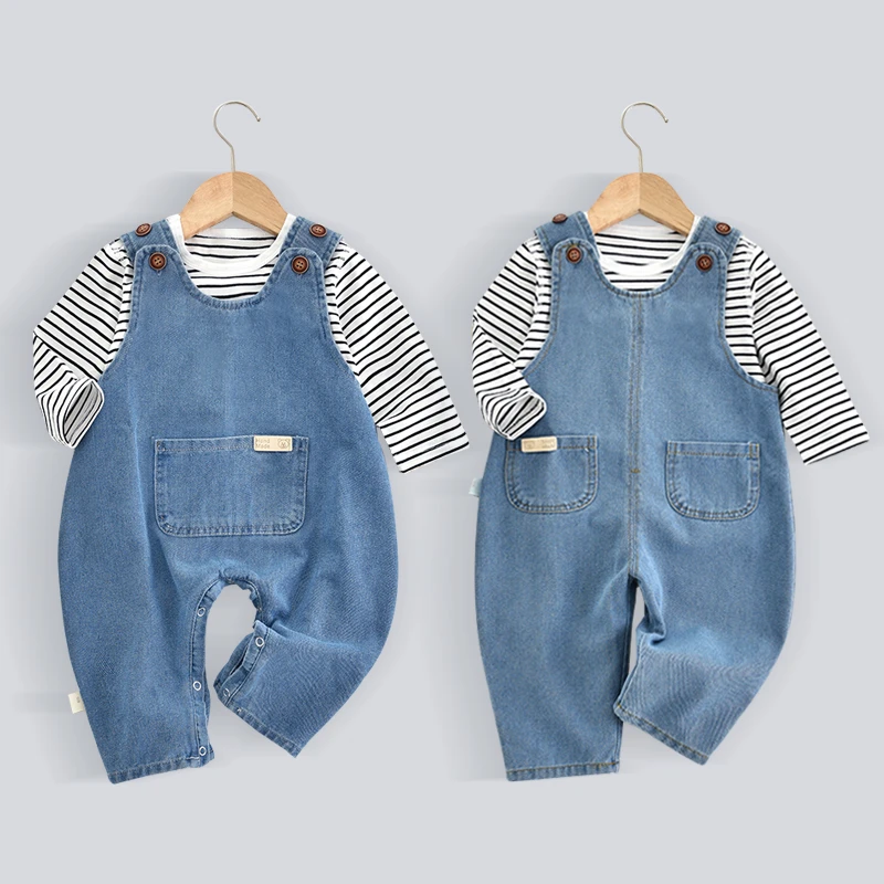 婴儿套装背带款哈衣萌娃宝宝外穿爬服新生幼儿衣服春秋装外出两件