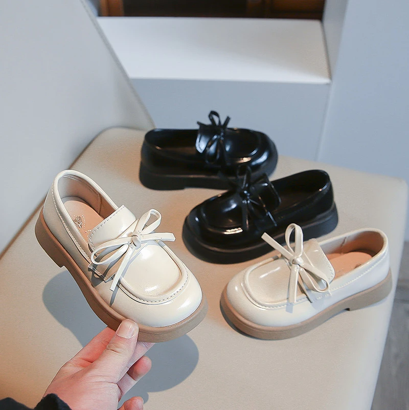 女童演出小黑鞋2024春季新款中大童英伦风蝴蝶结小皮鞋校园鞋单鞋