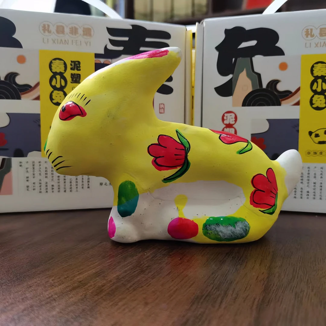 “秦小兔”汪山泥塑作品非遗手工制作有趣文化遗产