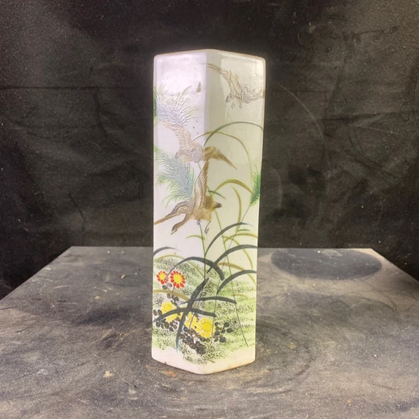 厂货景德镇粉彩露露高升六角笔筒 陶瓷摆件