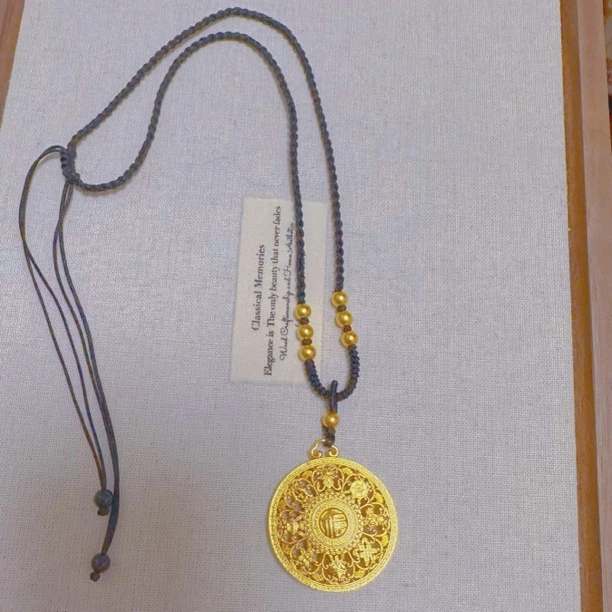 项链 六颗珠珠黑绳配卐福中号八宝吊坠