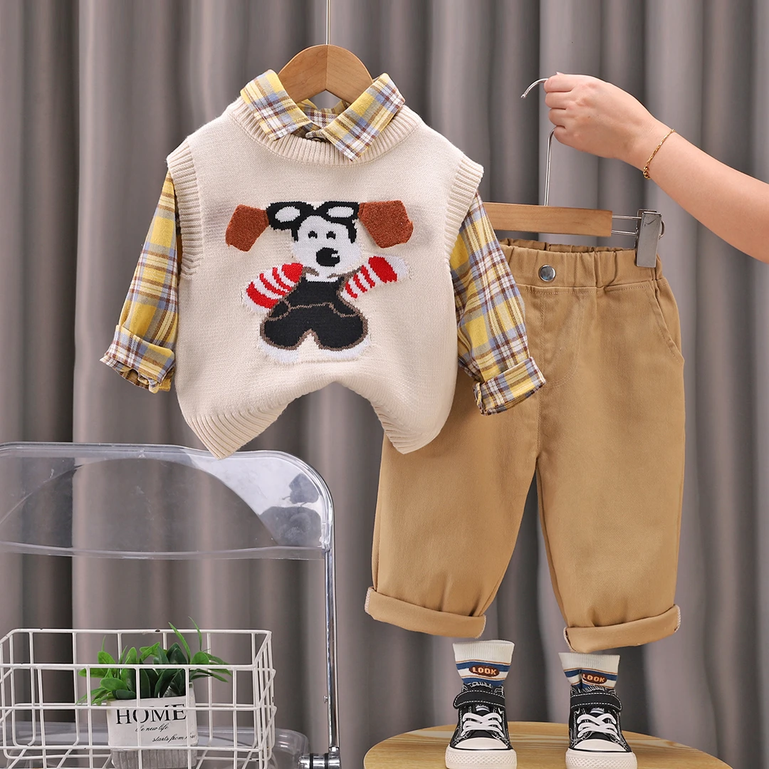 童装男童春装套装男宝宝洋气毛衣马甲儿童韩版休闲春秋季三件套潮