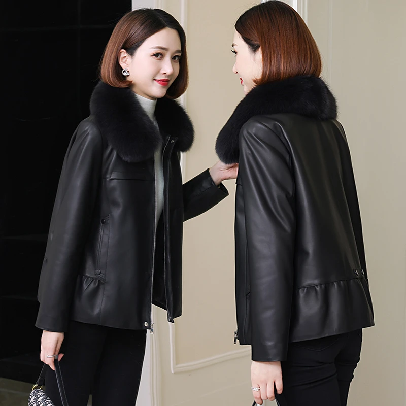 卡若维娅真皮羽绒服女短款狐狸毛领宽松冬装海宁绵羊皮皮衣外套韩