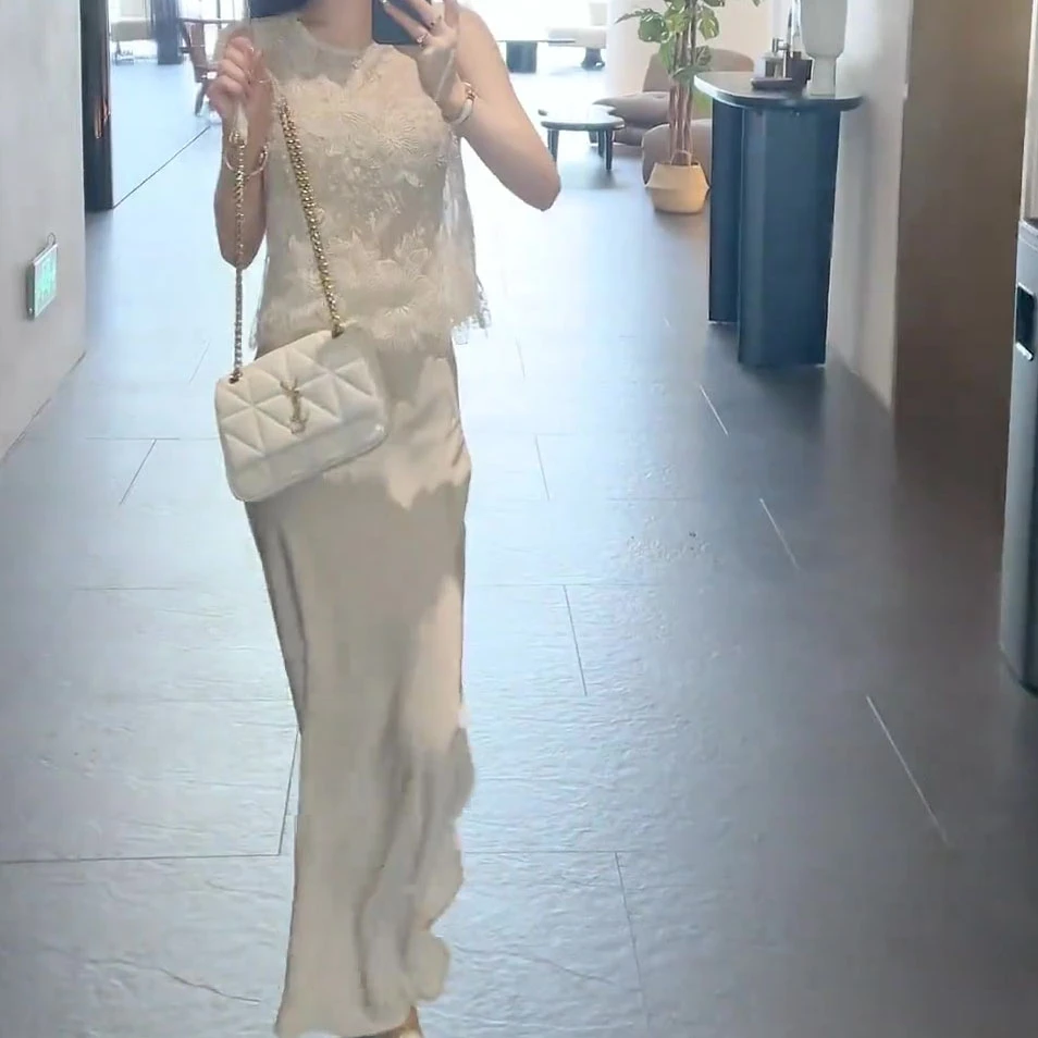 2025法式轻奢套装女夏季小众设计感无袖上衣高腰显瘦半身裙两件套