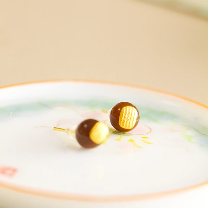 和田玉且末糖五条jing文 0.8cm耳钉925银