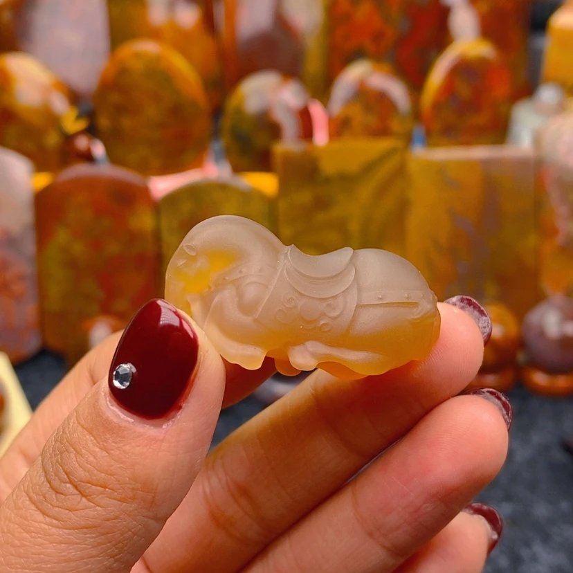 【闪购商品】玛瑙/玉髓颈饰未镶嵌金*