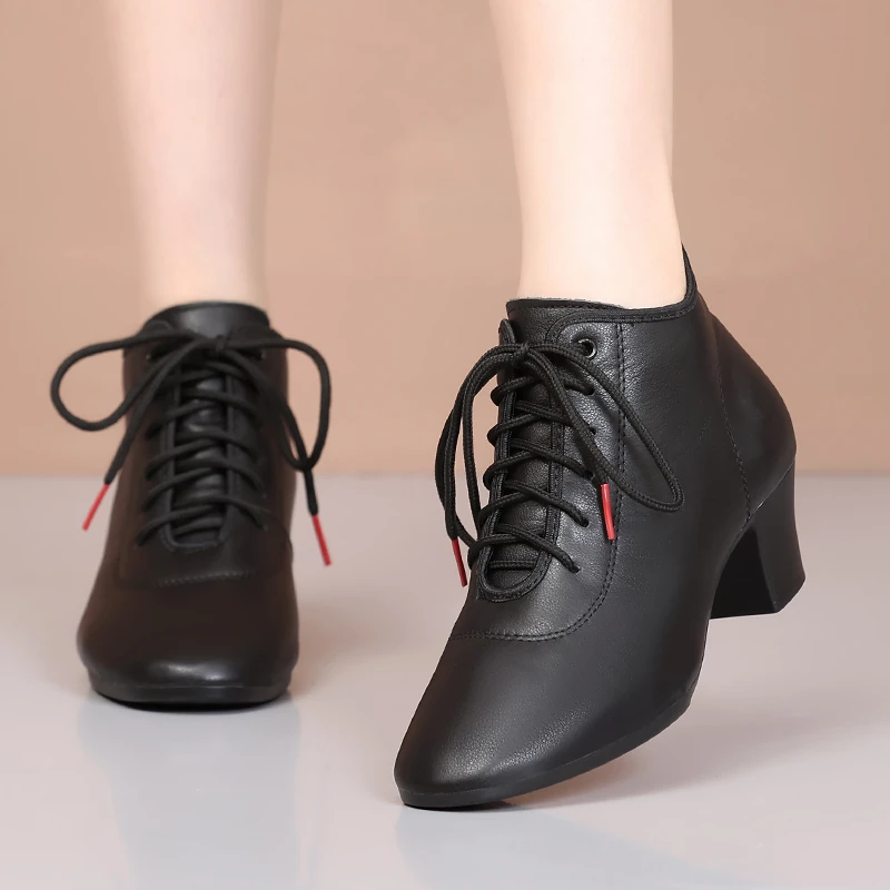 真皮跳舞鞋女士软底拉丁舞鞋成人交谊广场高帮摩登舞蹈鞋