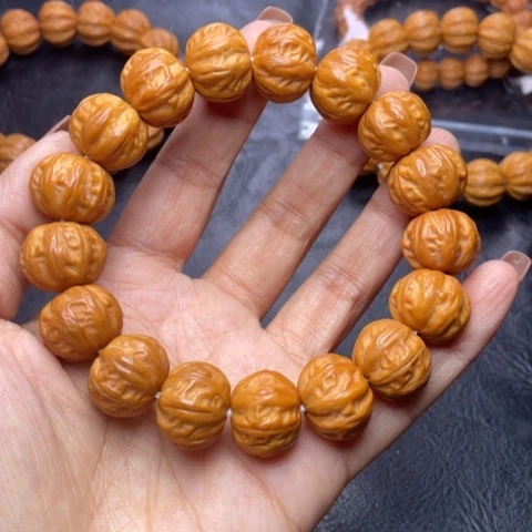 猴头核桃吊坠南****天17d y h j k