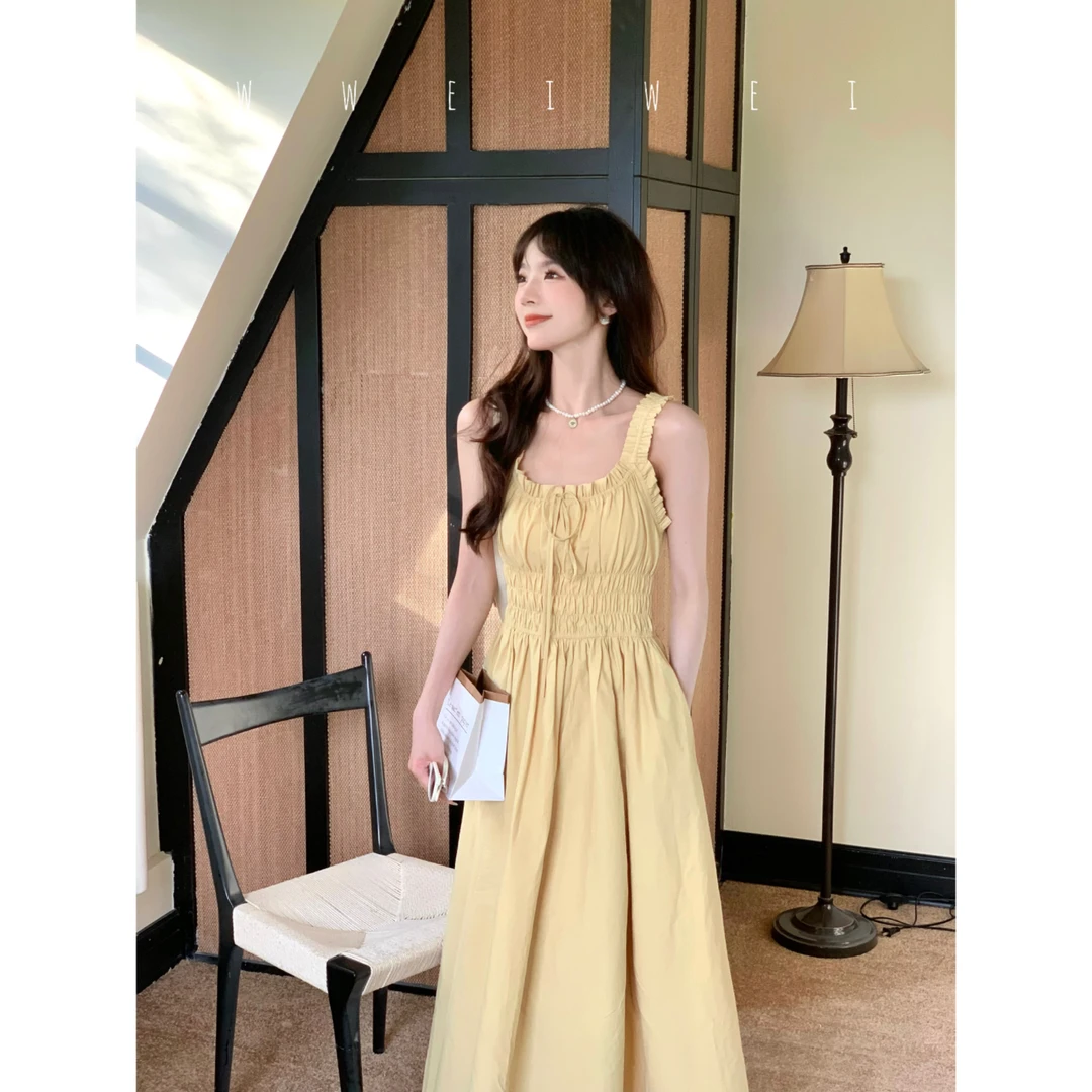 是玮玮哦【恋爱循环】夏季法式甜美褶皱U领黄色中长款连衣裙