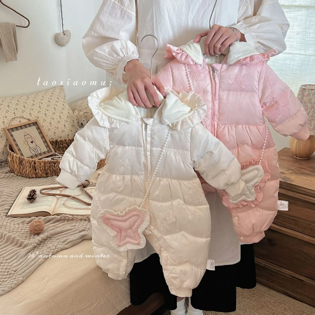 蝴蝶包蝴蝶刺绣羽绒服8561