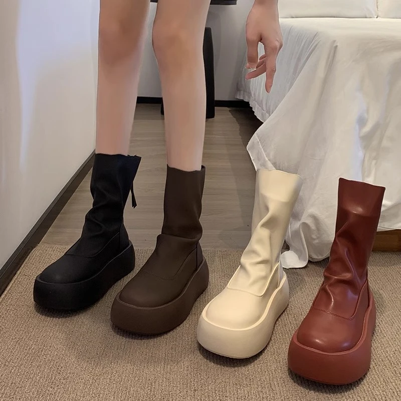 时尚网红女士短靴2024秋季新款简约气质时尚帅气增高厚底瘦瘦靴女