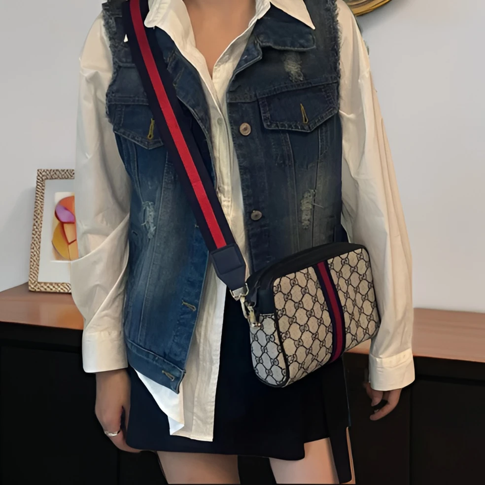90新 GUCCI/古驰 古驰红蓝老花手拿包休闲百搭