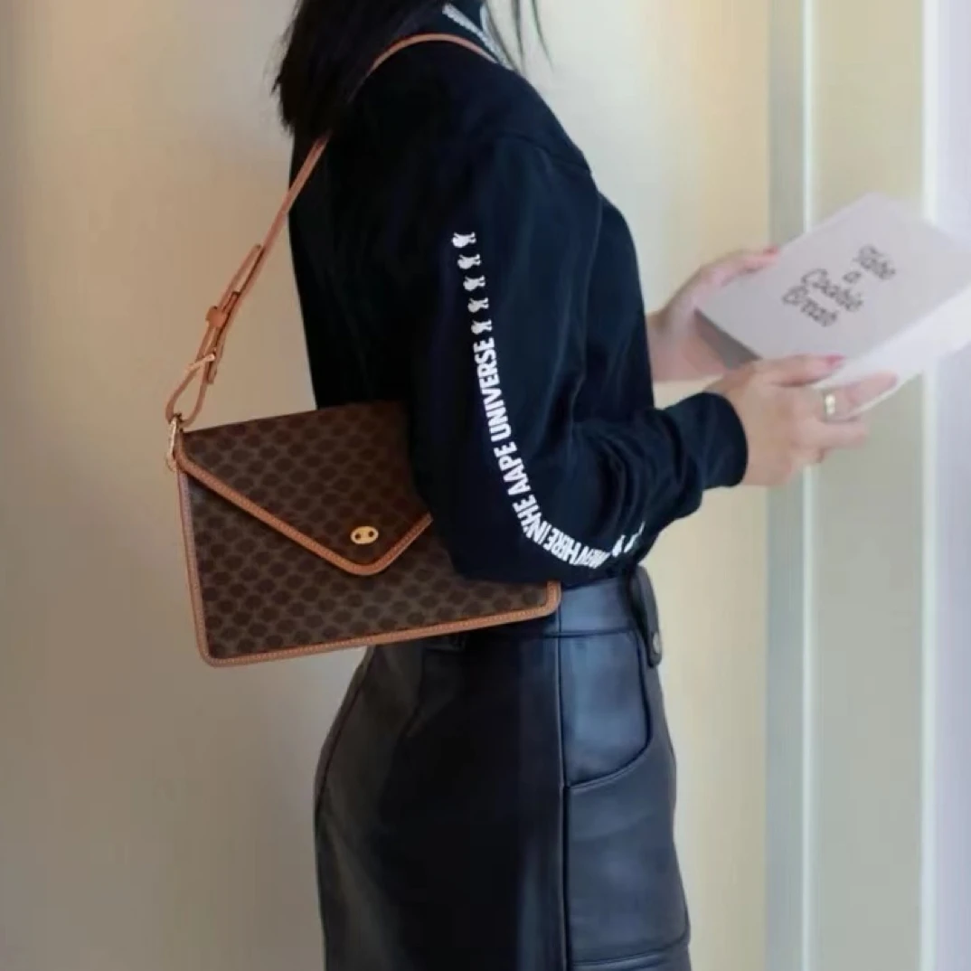90新 Celine/思琳 赛琳老花手拿包