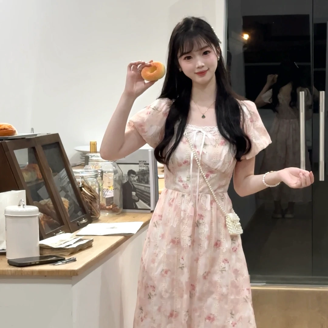 【仲夏粉樱】小个子甜美初恋碎花显瘦气质夏季复古法式方领连衣裙